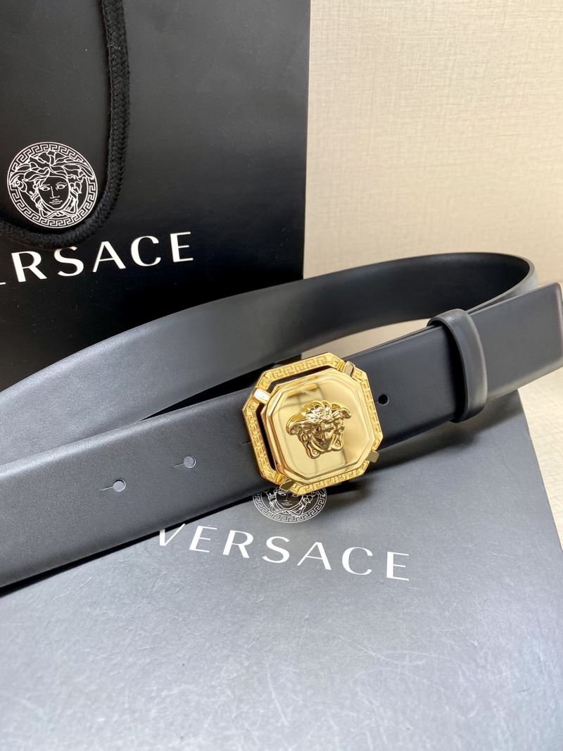 VERSACE